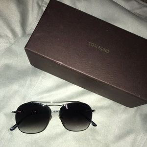 Tom Ford Aviators (black) NWOT